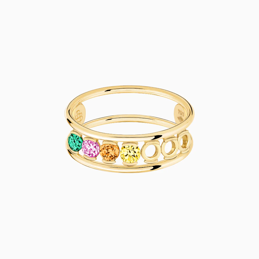 Bague avec quatre pierres
